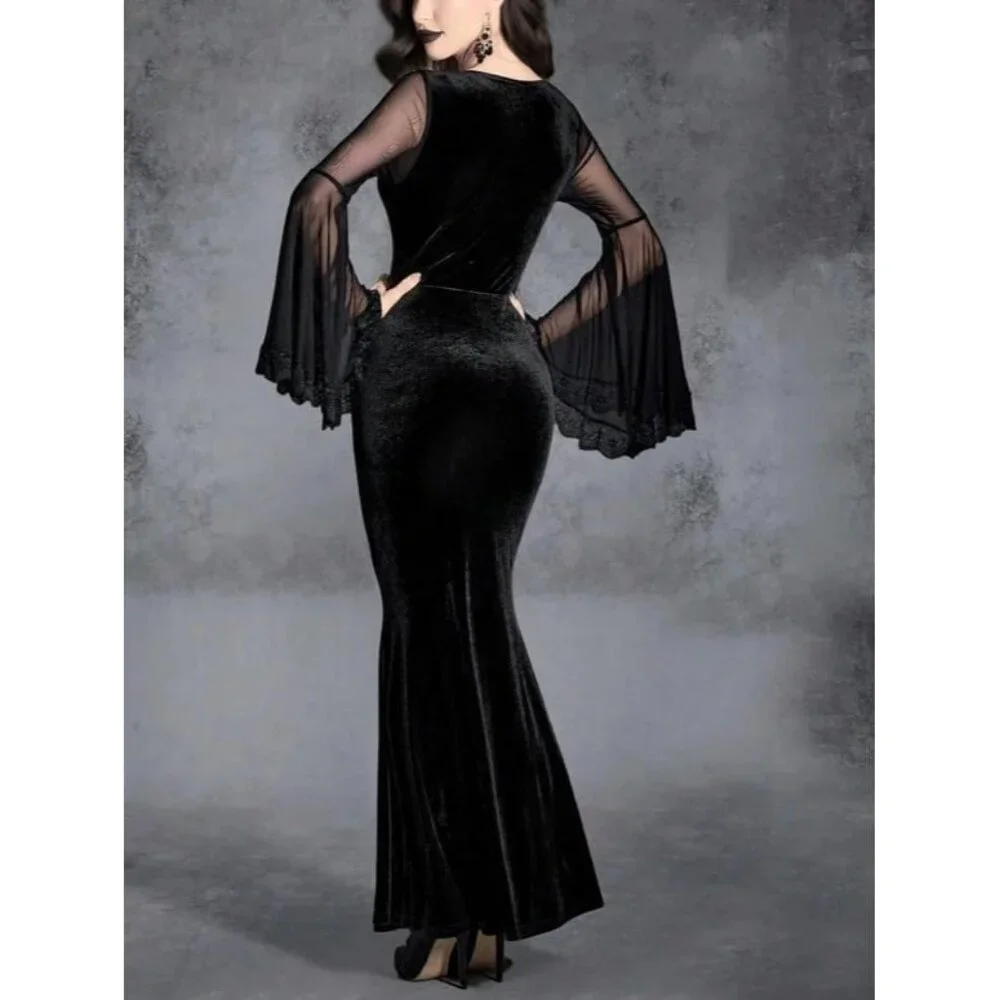 Luxurious Gothic Dress: Velvet Flounce Sleeve with Sweetheart Neck, Size Small - Picture 3 of 7